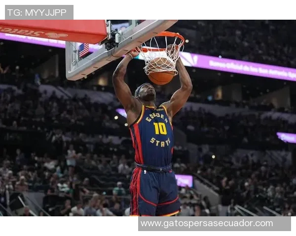 火箭队与勇士队2018年季后赛激战回顾精彩瞬间与关键时刻分析