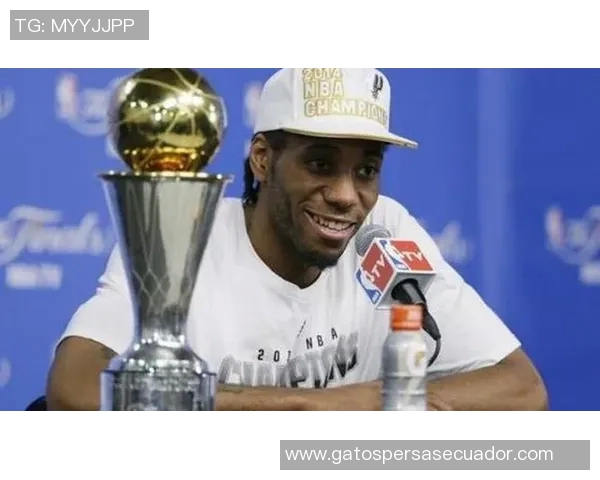 西班牙队又夺欧国联冠军!历史第四次捧起奖杯,球迷热议胜利归来 西班牙队又夺欧国联冠军!历史第四次捧起奖杯,球迷热议胜利归来